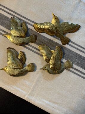 HOMCO vintage brass flying birds, set of 4